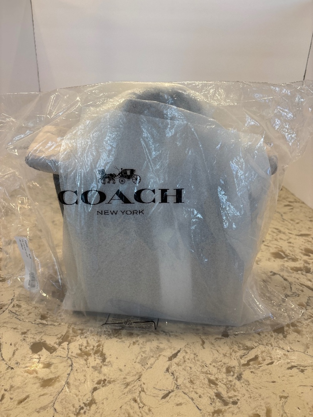 NWT & Dust bag Coach Willow Tote 24 Handbag Polished Black Pebbled Leather